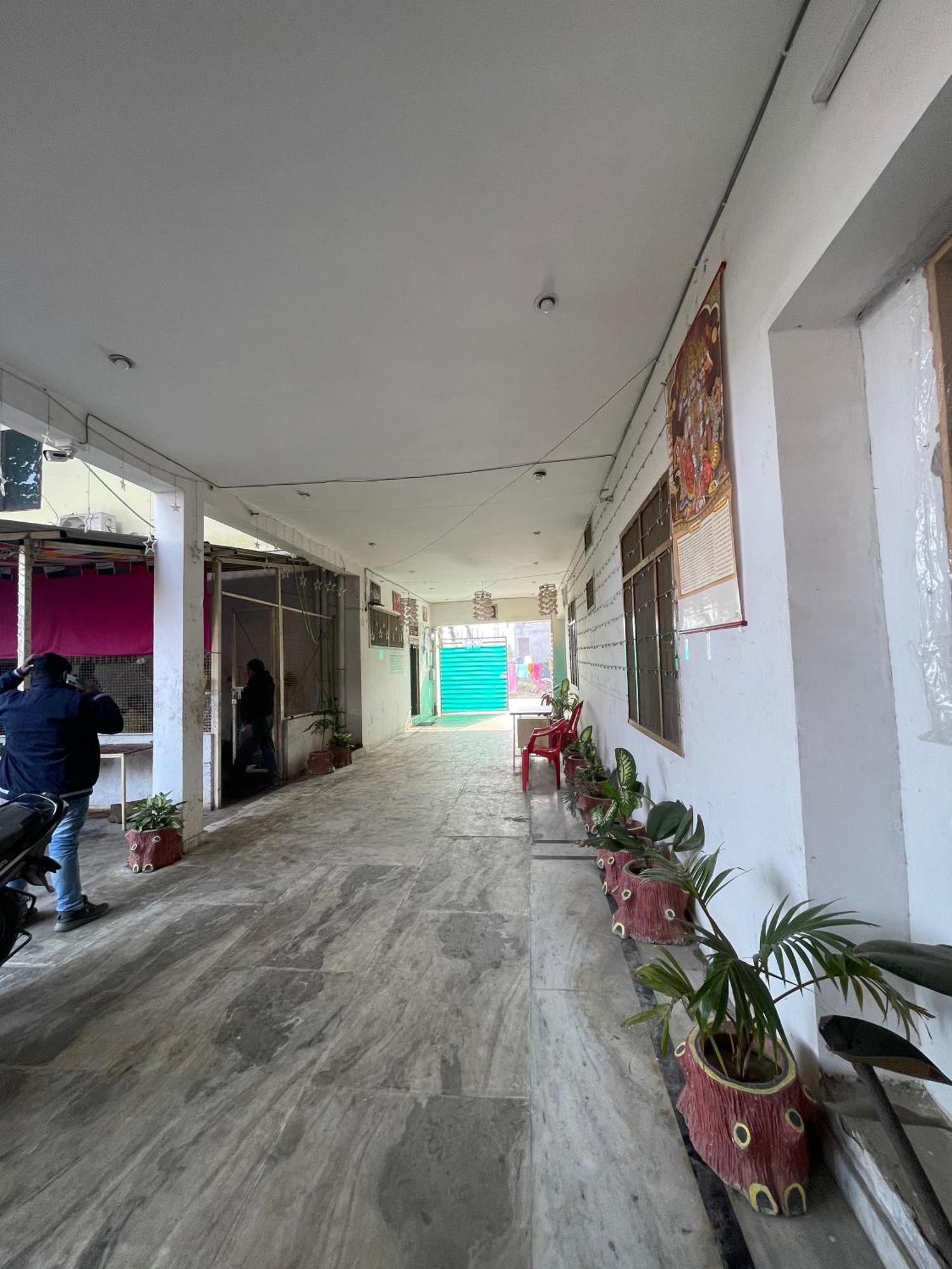 فندق Shree Krishna Garden Jhusi المظهر الخارجي الصورة